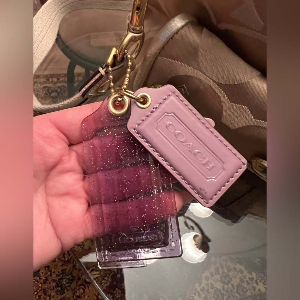 Coach Poppy Handbag - Picture 12 of 15